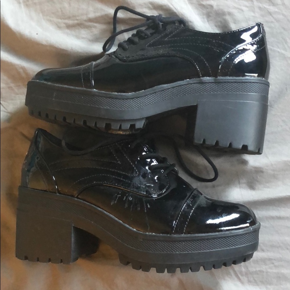 Black patent leather platform shoes